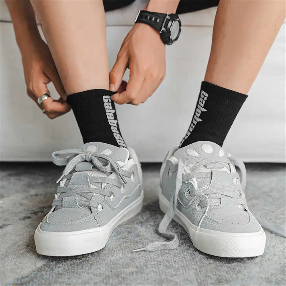 Sepatu bot krem wanita, dengan - Men'S Fashion Over The Years ulasan dan harga